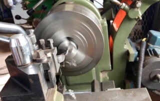 The Ultimate Manual Lathe Machine Buyer's Guide: Dubai Insights