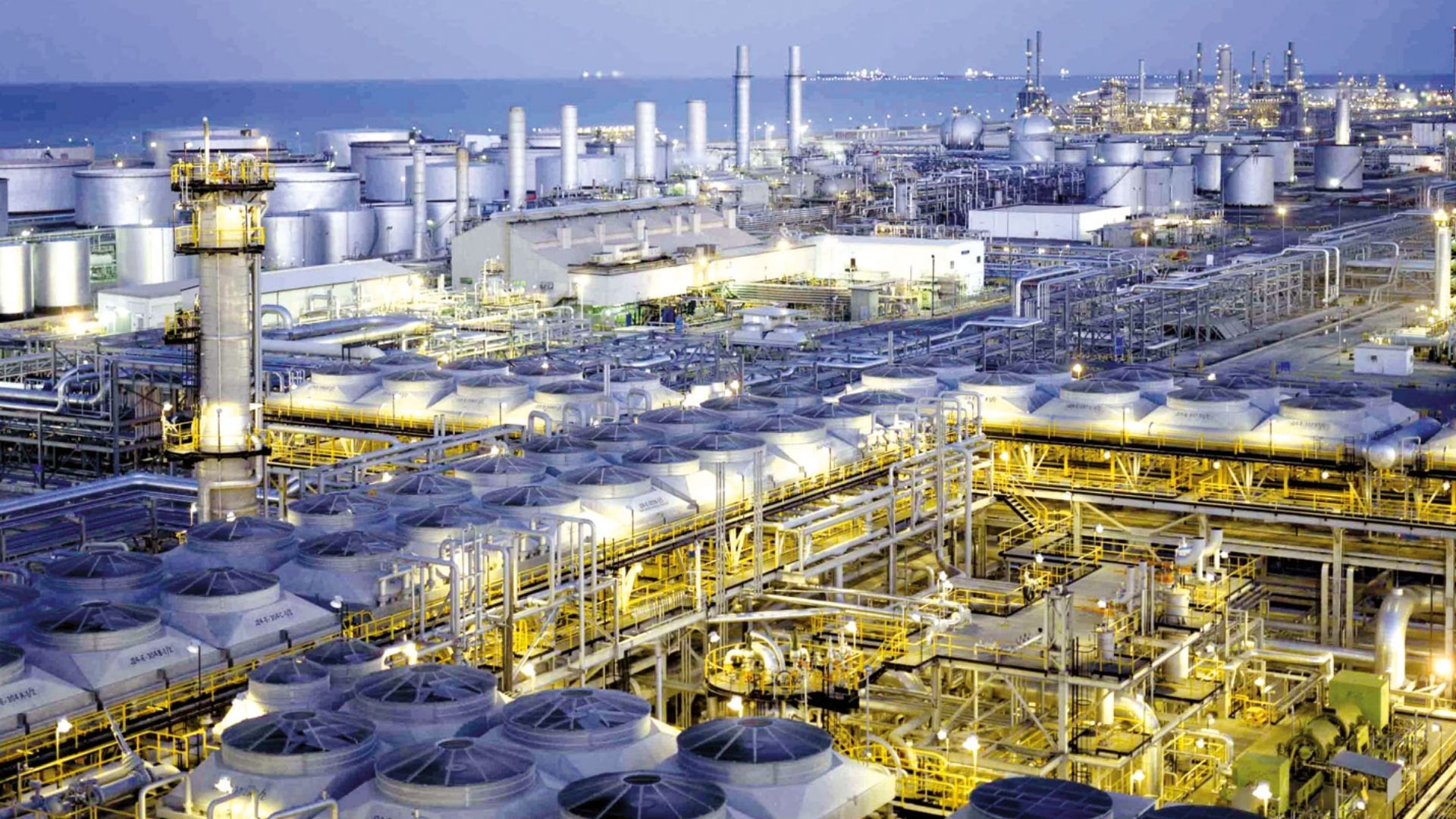 The Role of the Oil and Gas Industry in Dubai